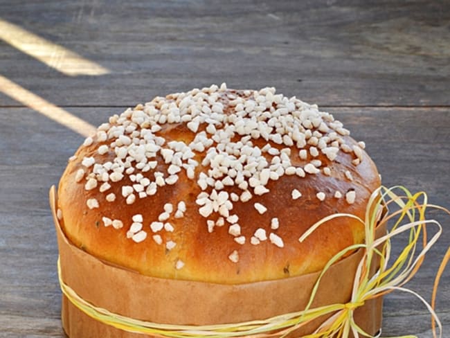 Brioche fenouil et fleur d'oranger comme la mouna