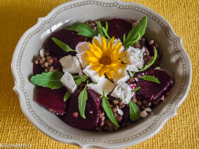 Salade de lentilles, betteraves nouvelles et fêta