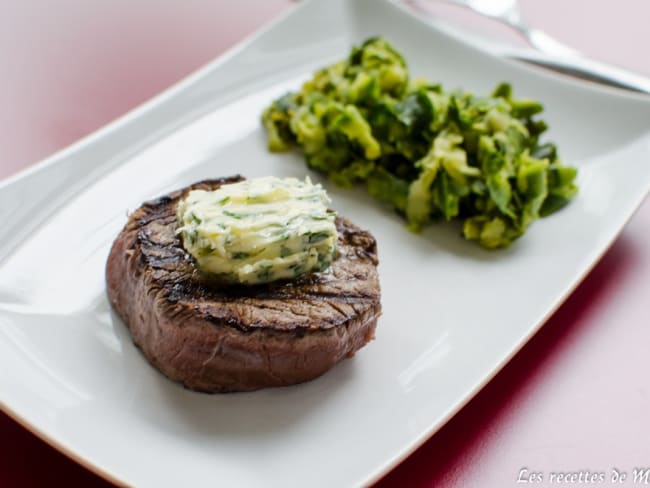 Tournedos, beurre maître d'hôtel et tagliatelles de courgettes