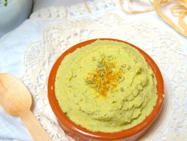 Houmous aux fèves