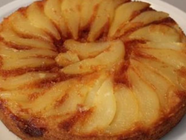 Gâteau renversé aux poires caramélisées