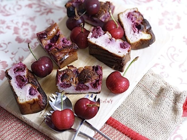 Cake aux cerises et au fromage blanc