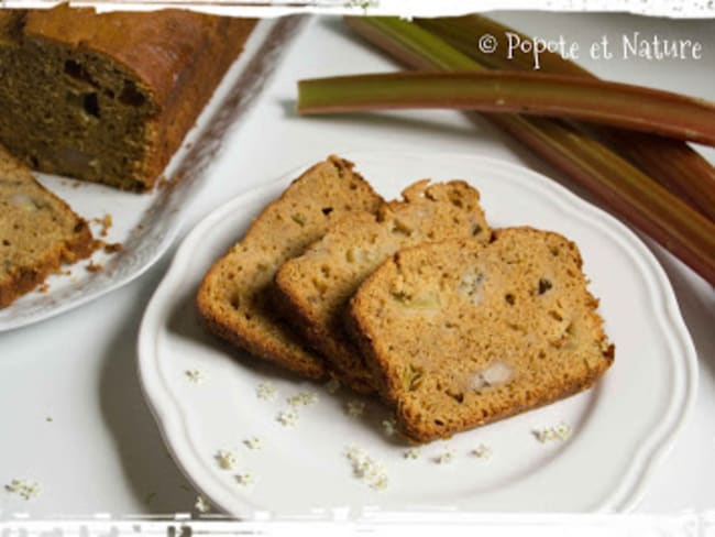 Banana bread à la rhubarbe vanillée