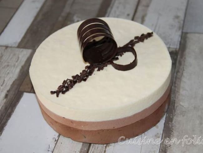 Entremet trois chocolats (noir, lait, blanc)