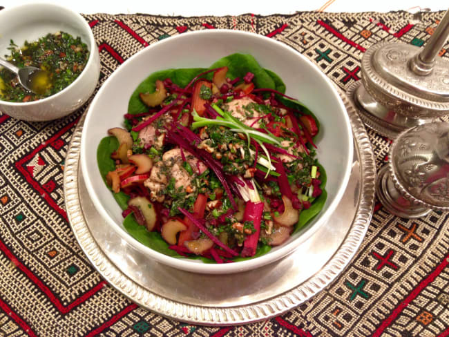 Salade tiède de poulet à la cardamome et aux deux rhubarbes