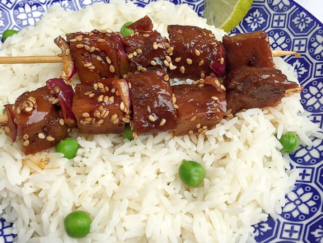 Brochettes de seitan (protéine de blé) au sésame vegan