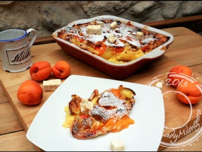 Clafoutis aux abricots, nougat et liqueur Cointreau