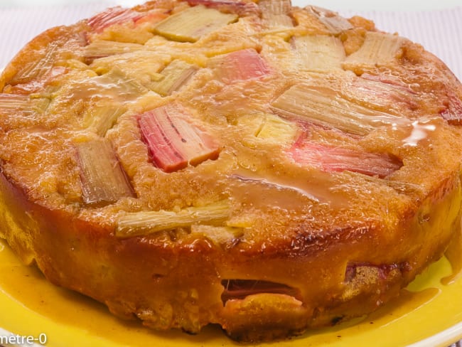 Tatin ou presque à la rhubarbe