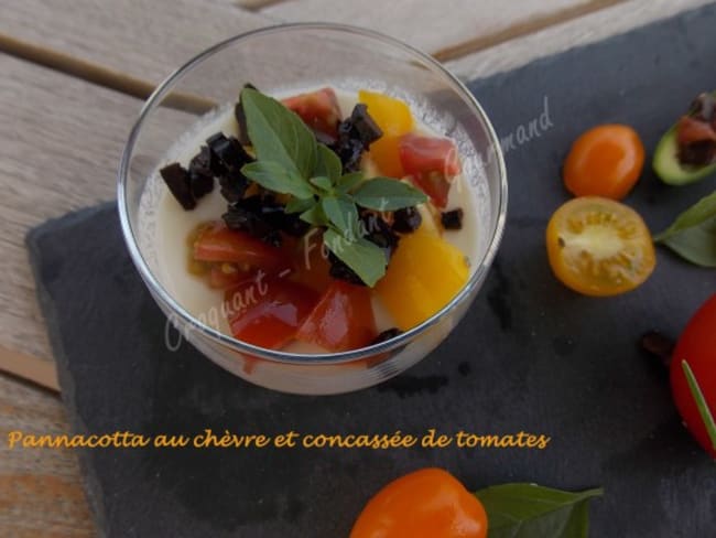 Pannacotta au chèvre et concassée de tomates