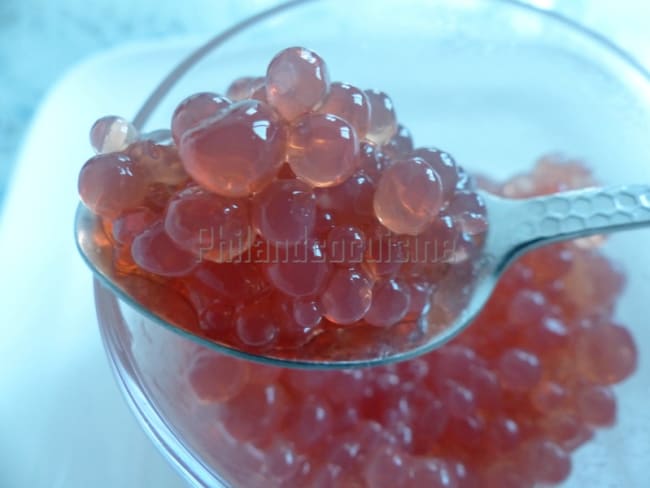 Perles de vinaigre de framboise et d'agar-agar