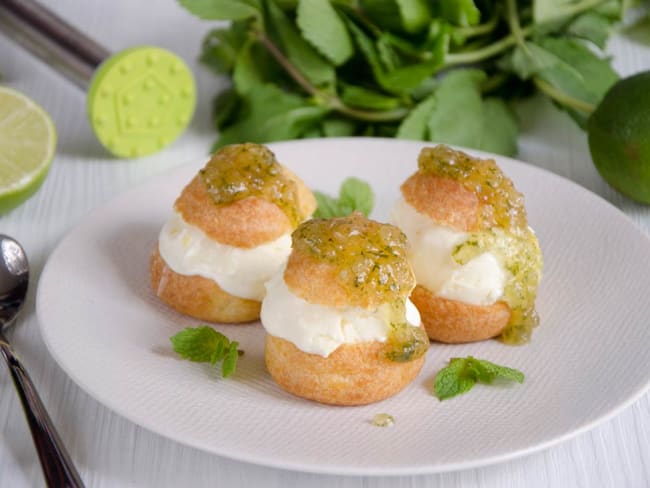 Mini choux Mojito au rhum, menthe et citron vert