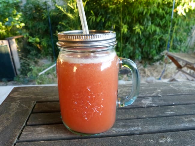 Jus de fraises et pamplemousse