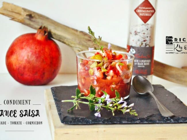 Sauce salsa grenade, tomates et cornichons