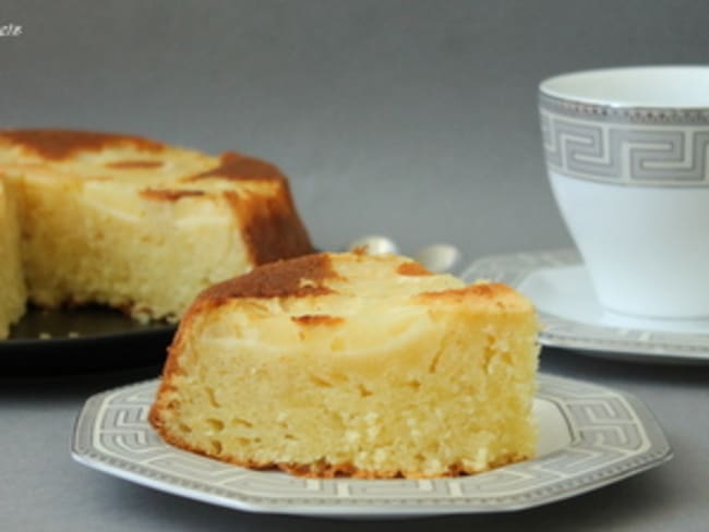 Gâteau renversé à l'ananas pour le goûter