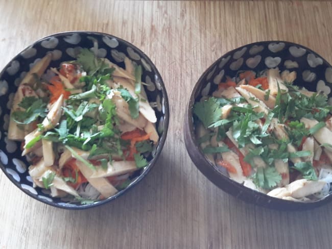 Salade chinoise et sa vinaigrette sucrée