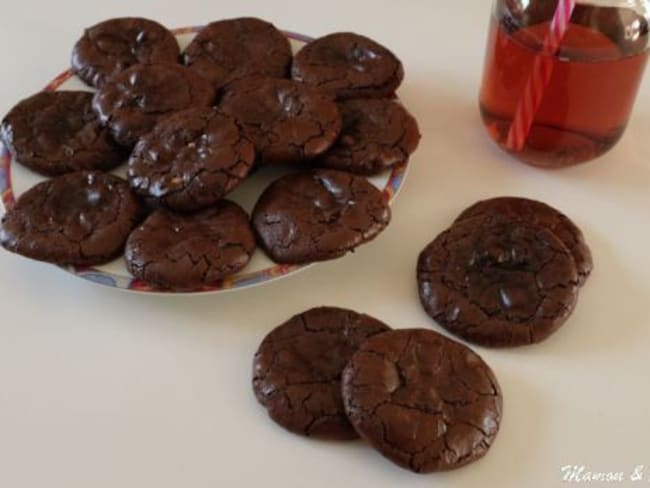 Cookies craquelés aux trois chocolats