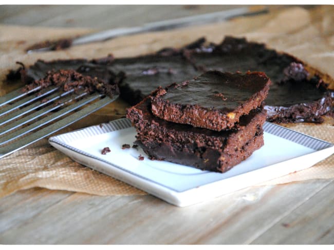 Dessert : fondant au chocolat amer et à l'avocat