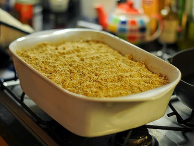 Crumble aux poires et noisettes, parfums cannelle et vanille