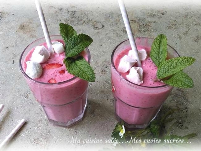 Smoothie aux chamallows Fruity coeur fondant framboise et fraises