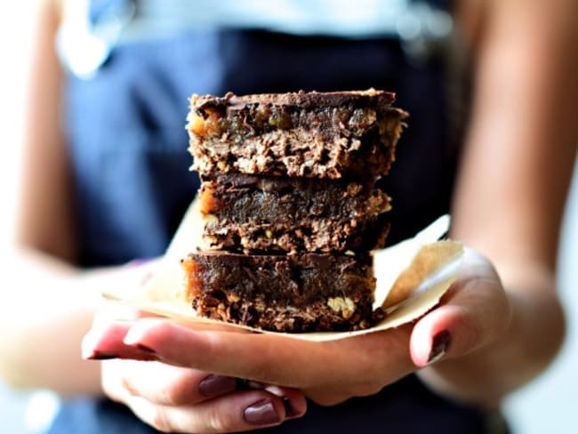 Barres de granola au chocolat et caramel de banane