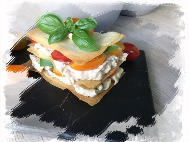 Mille-feuilles de thon au St Moret et tomates