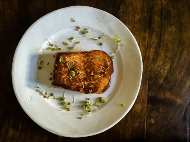 Des croque-monsieurs d'aubergine