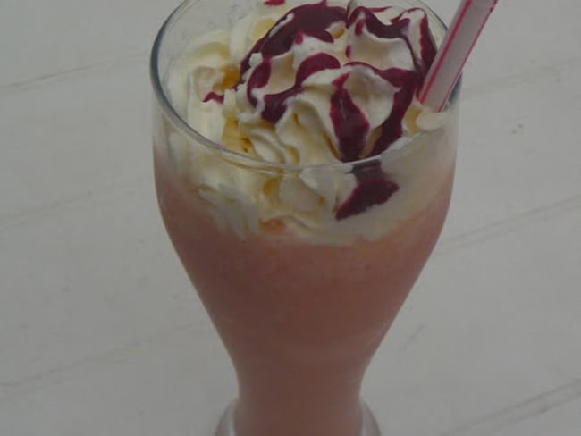 Limonade givrée banane fraise