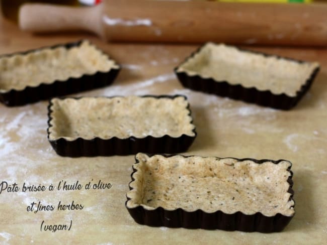 Pâte brisée à l'huile d'olive et fines herbes