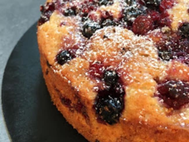 Cake au cream cheese et fruits rouges