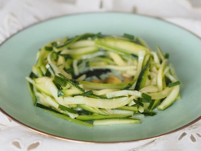 Courgettes marinées au citron