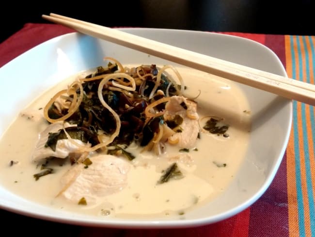 Soupe asiatique Tom Kha Kai