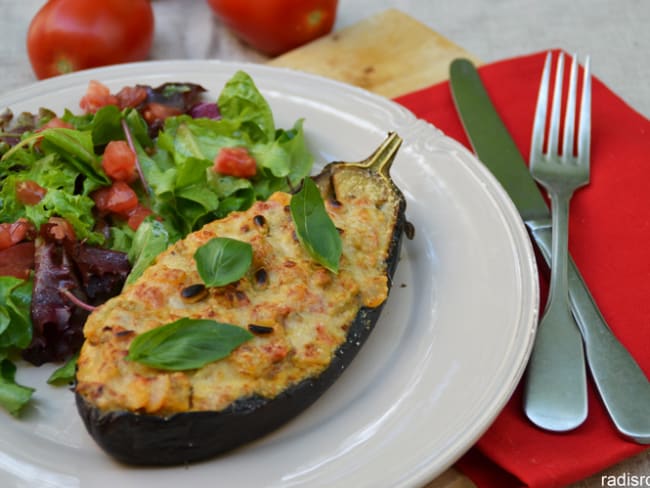 Aubergine farcie aux olives et parmesan