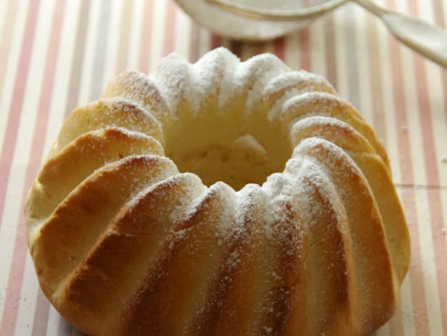 Délicieuses brioches moelleuses au fromage blanc