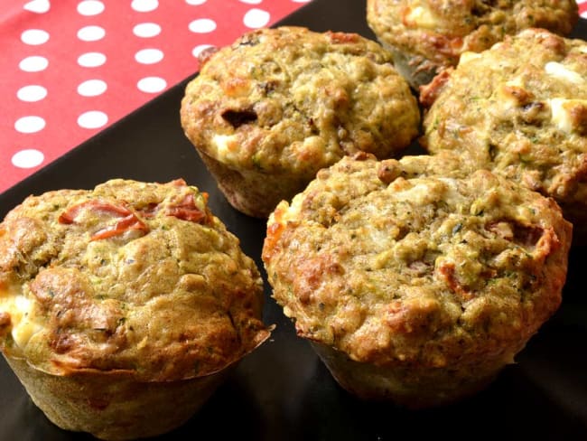 Muffins courgettes, feta et tomates