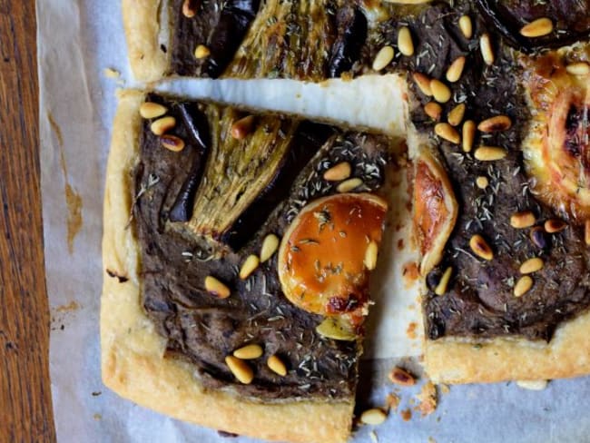 Tarte fine aux aubergines, thym et Pélardon