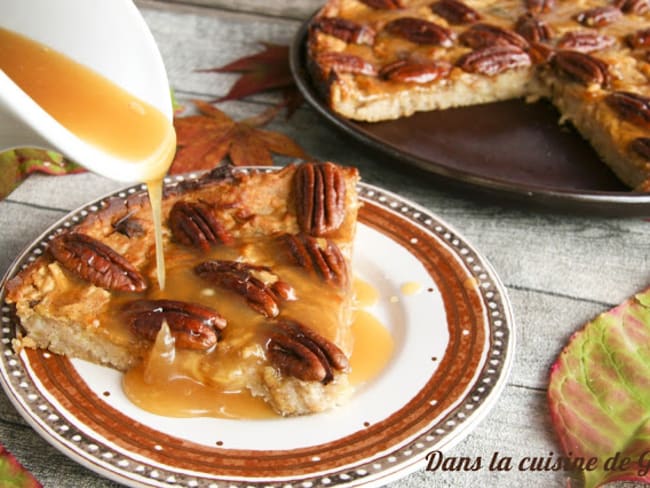 Gâteau très moelleux pommes-noix de pécan et caramel végétal