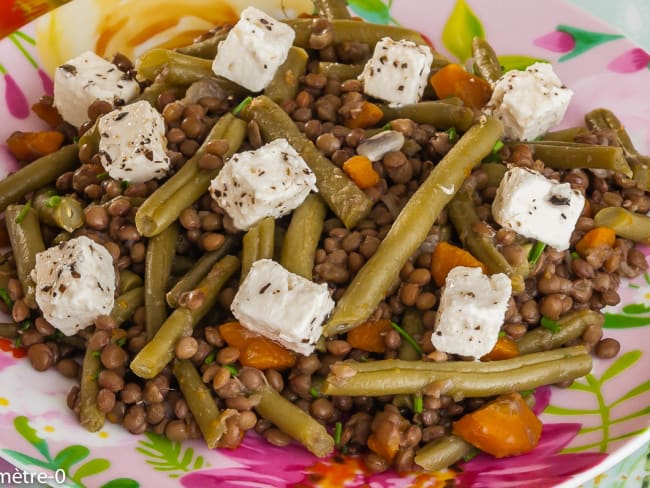 Salade de lentilles aux haricots verts et à la fêta