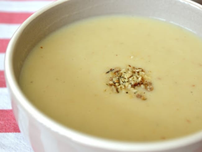 Velouté de pâtisson au bacon