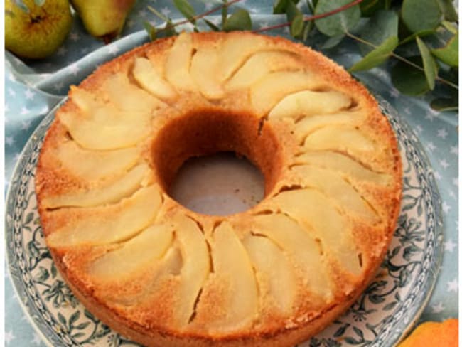 Gâteau au yaourt revisité aux poires et sarrasin