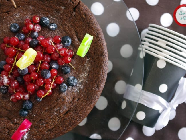 Fondant au chocolat et fruits rouges