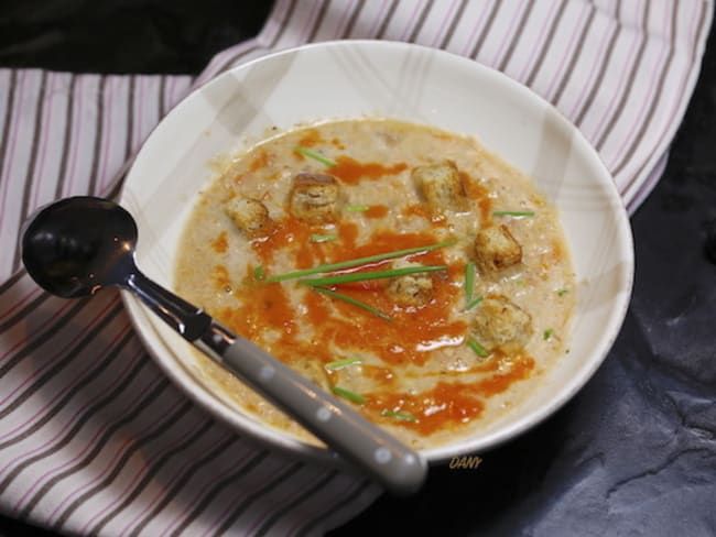 Soupe de saumon au coulis de tomate