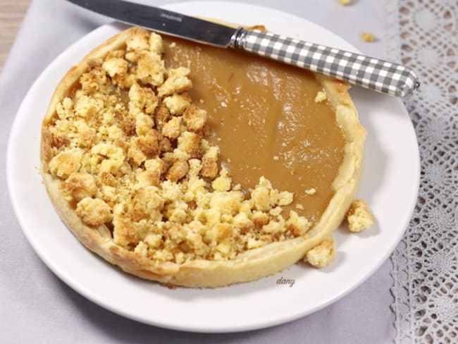 Crumble tarte pomme rhubarbe