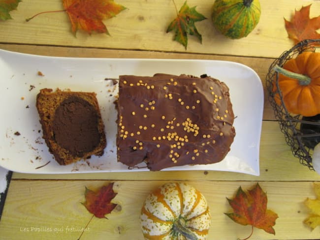 Cake surprise de la fête d'halloween