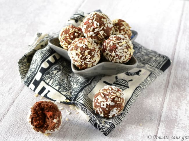 Cake balls sans cuisson choco, coco, baies de goji