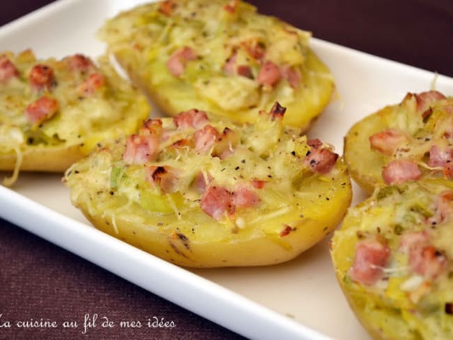 Pommes de terre farcies au jambon et à la fondue de poireaux