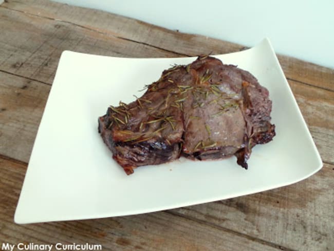 Côte de bœuf marinée au vin rouge