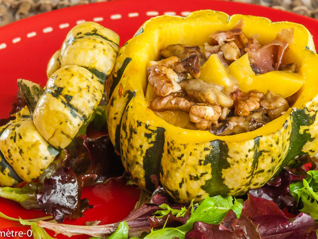 Courges farcies aux cèpes, jambon de Parme et noix