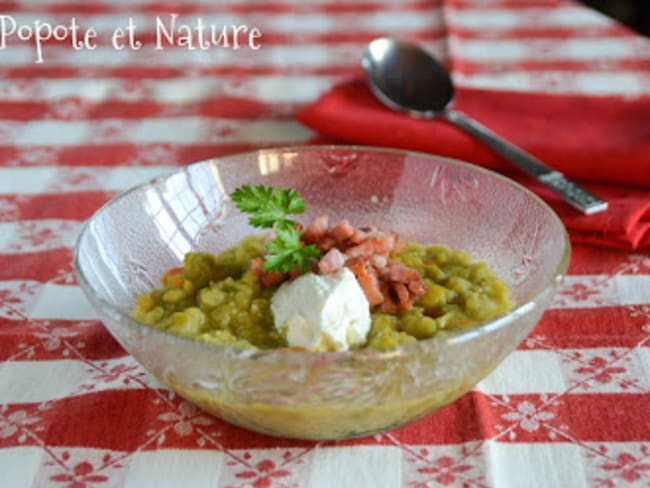 Purée de pois cassés aux lardons et fromage frais