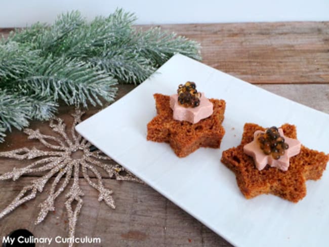 Toast de foie gras sur pain d'épices maison et bulles de chocolat noir Territoires chocolat