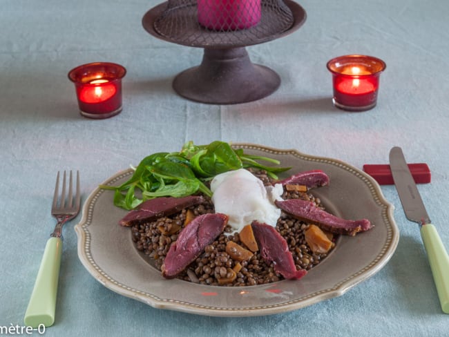 Lentilles au canard fumé et à l'oeuf poché